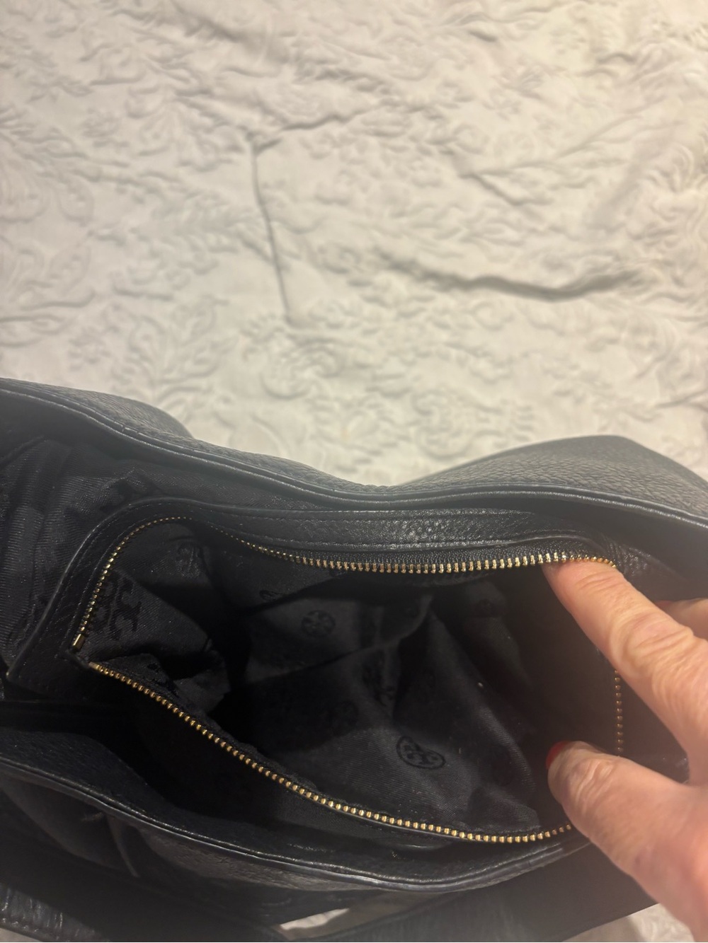 Tory Burch Black Pebbled Leather Shoulder Bag with Tassels - Picture 8 of 8